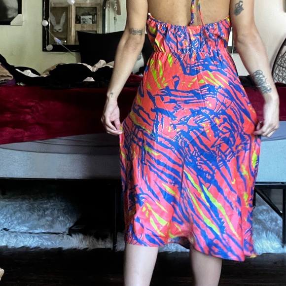 Dress - Picture 2 of 5